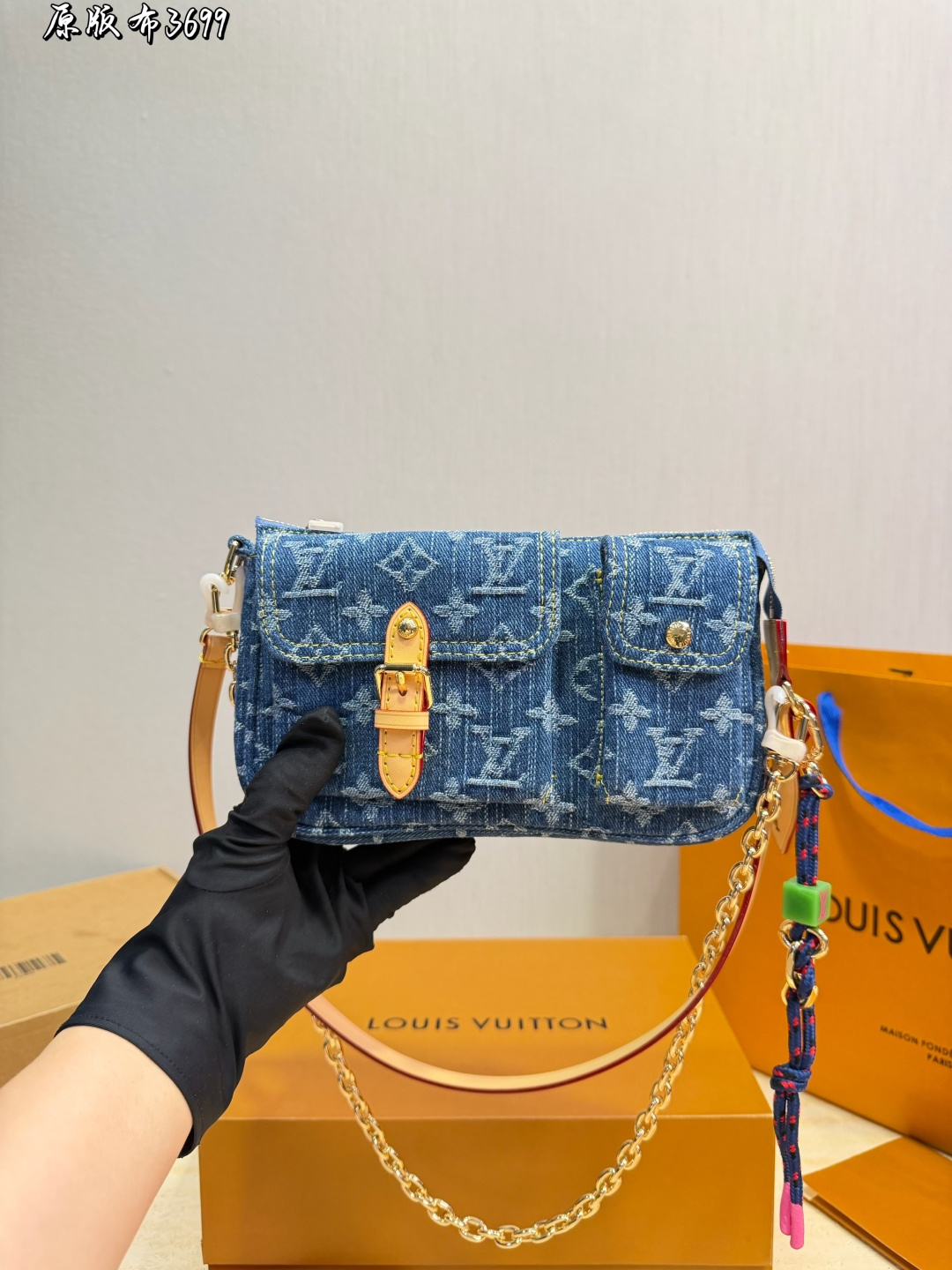 Louis Vuitton LV Monogram Monogram Canvas